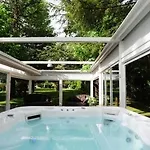 Atlantic Park Hotel