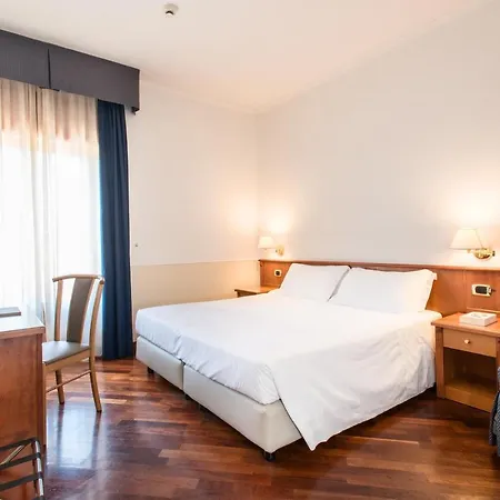 大西洋公园酒店 酒店 菲乌吉